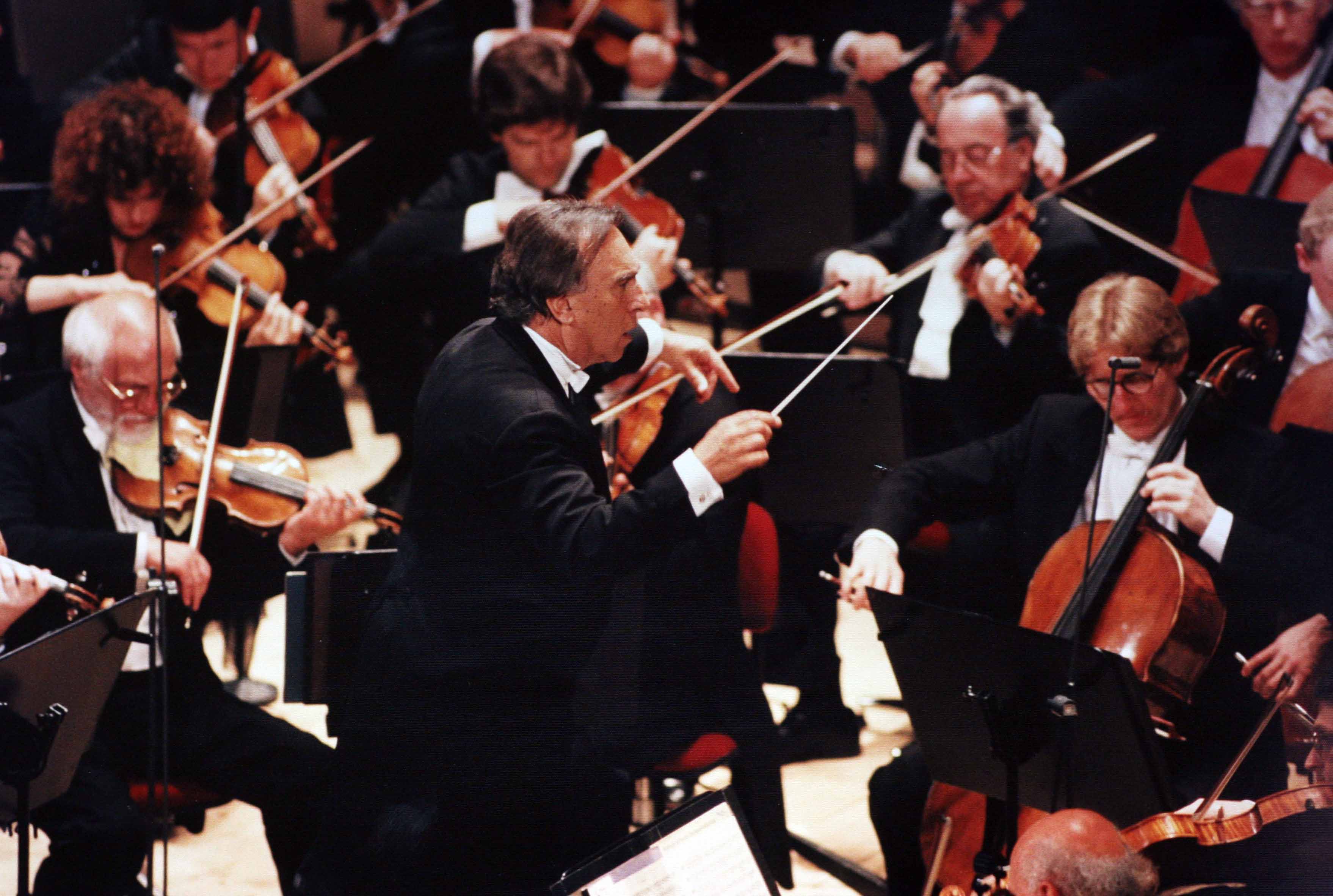 Claudio Abbado dirige i Berliner nel 1997