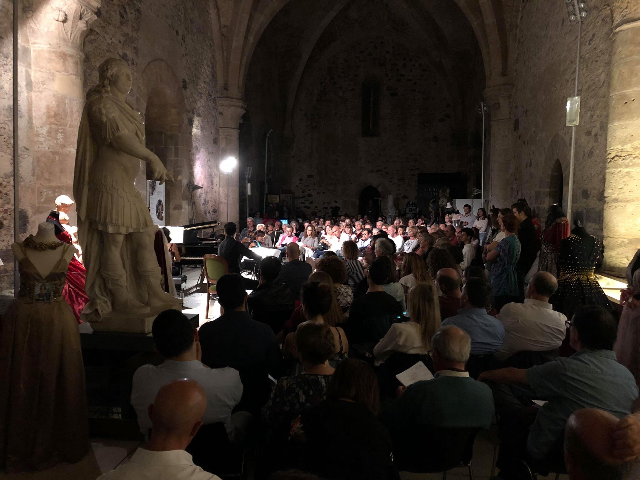 La sala di Castello Ursino gremita durante l'edizione 2018 del festival