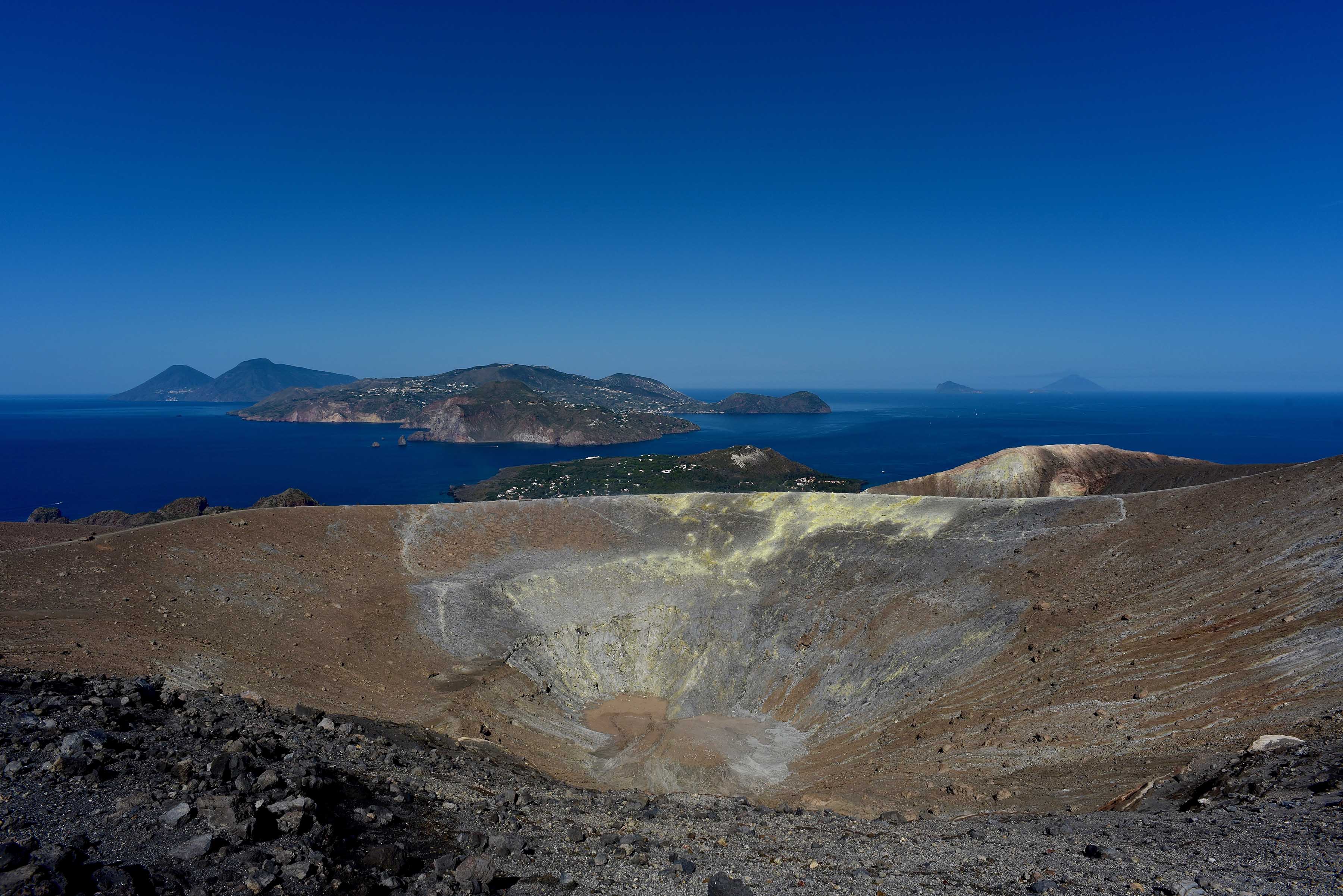 Il cratere di Vulcano, nelle Isole Eolie