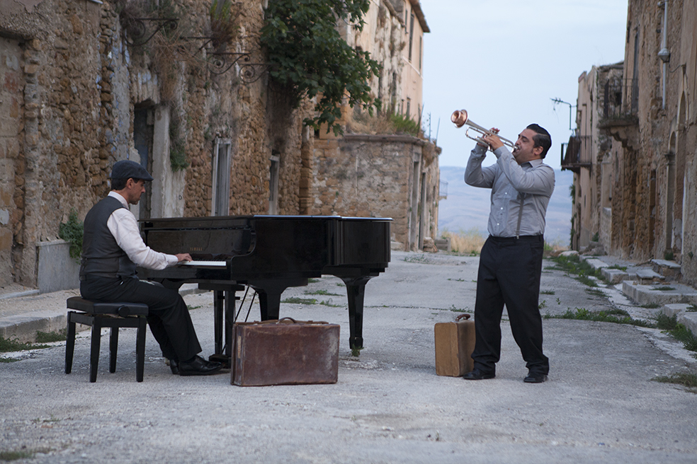 Sal Bonafede e Roy Paci in Sicily Jass di Michele Cinque