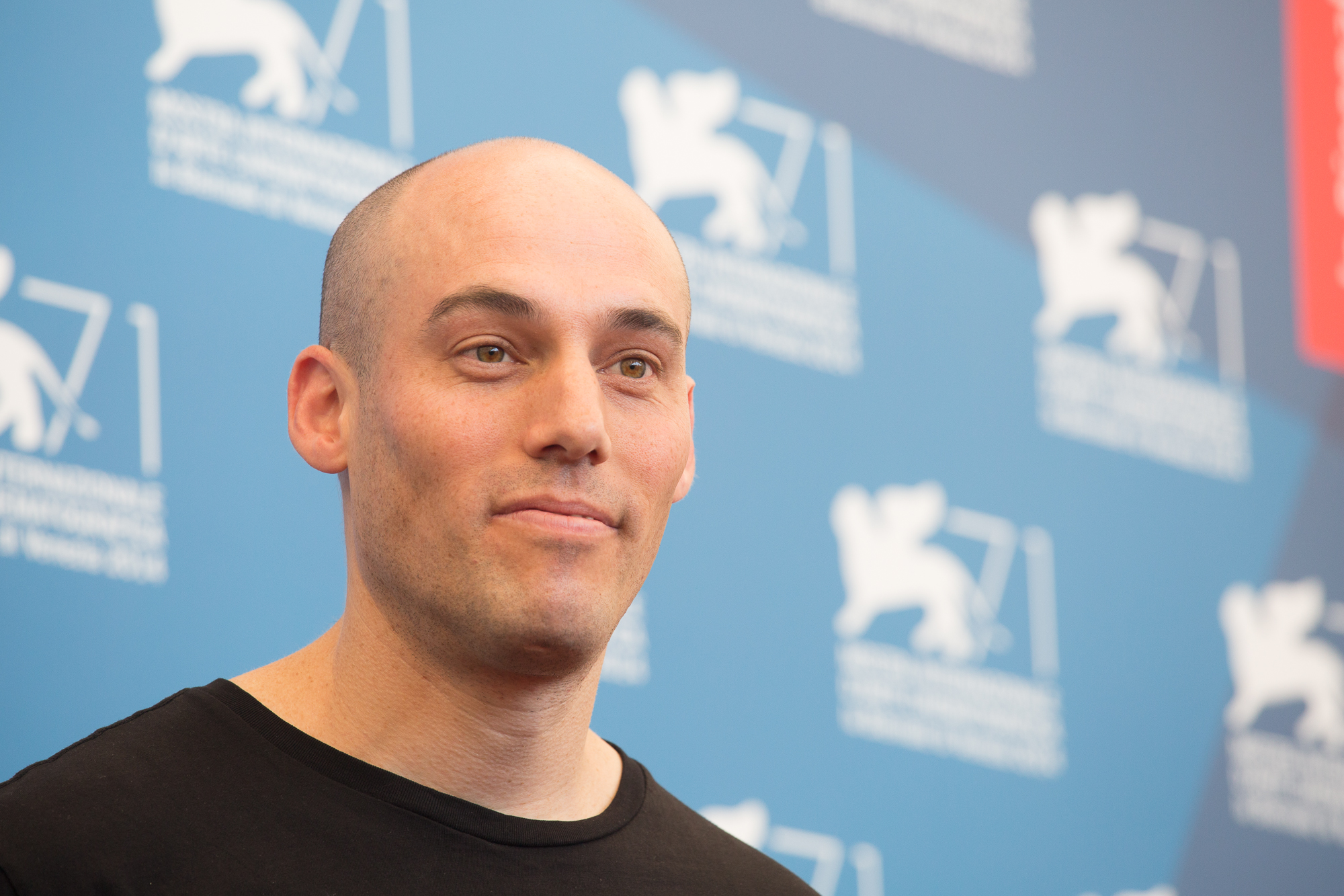 Il regista Joshua Oppenheimer