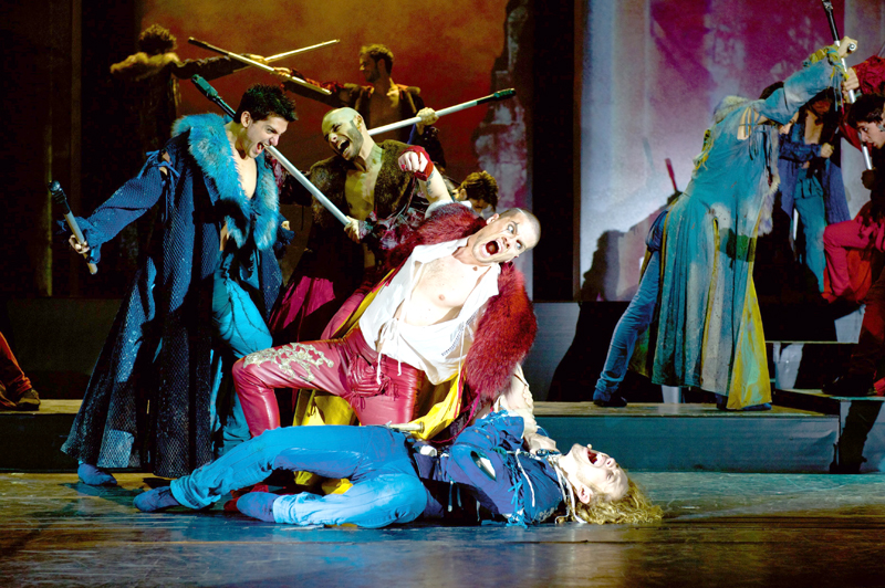 Romeo e Giulietta, ama e cambia il mondo: Tebaldo e Mercuzio