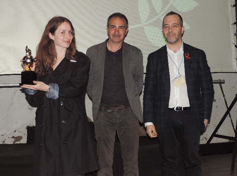 Charlotte Verny e Rosario Di Bella ritirano il premio per Child K, migliore cortometraggio
