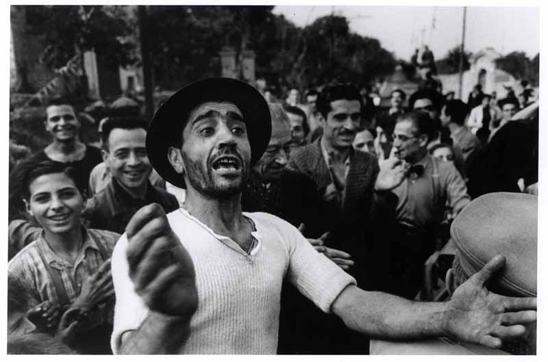 Robert Capa, Monreale 1943, benvenuto alle truppe americane