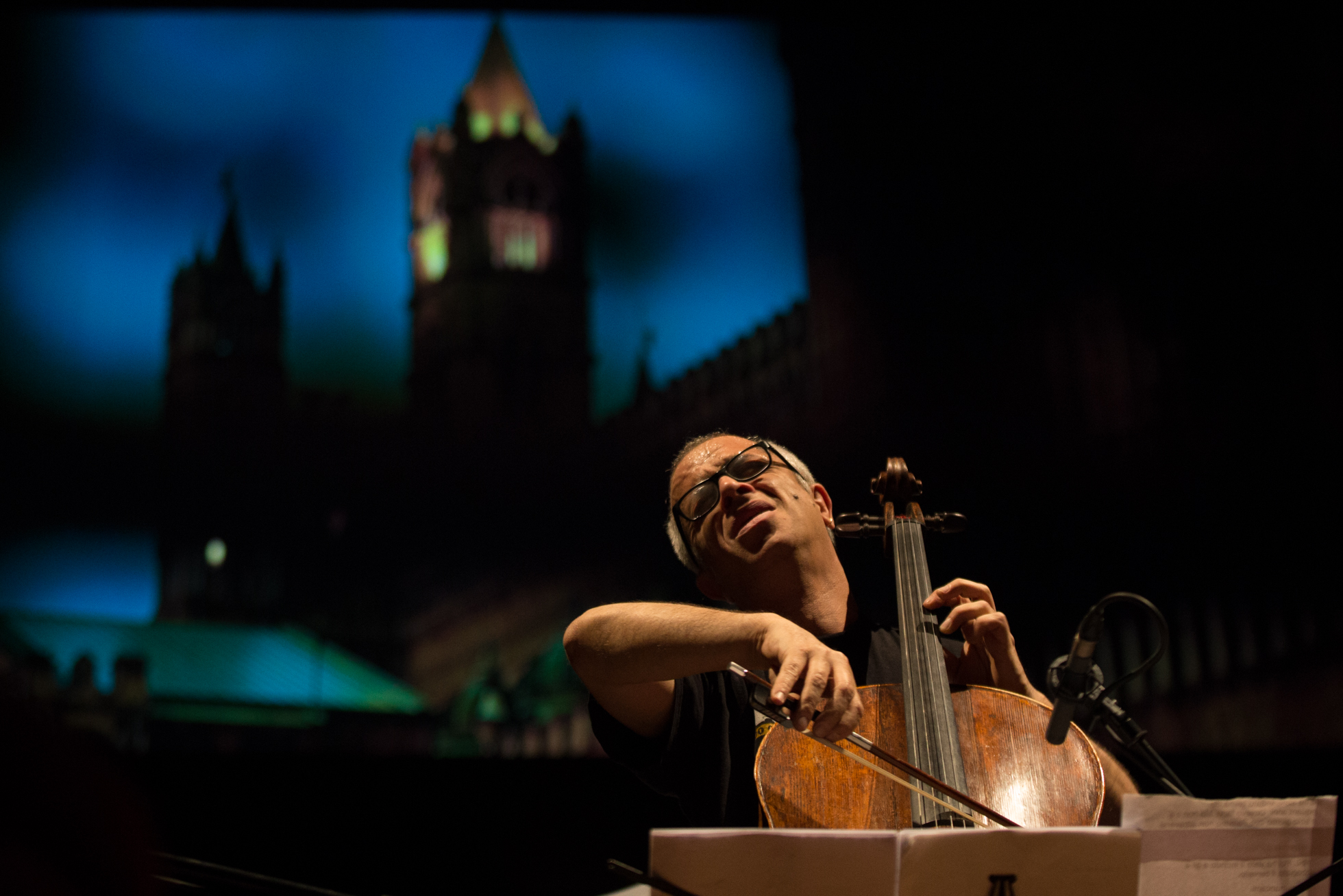 Giovanni Sollima in Il Caravaggio rubato