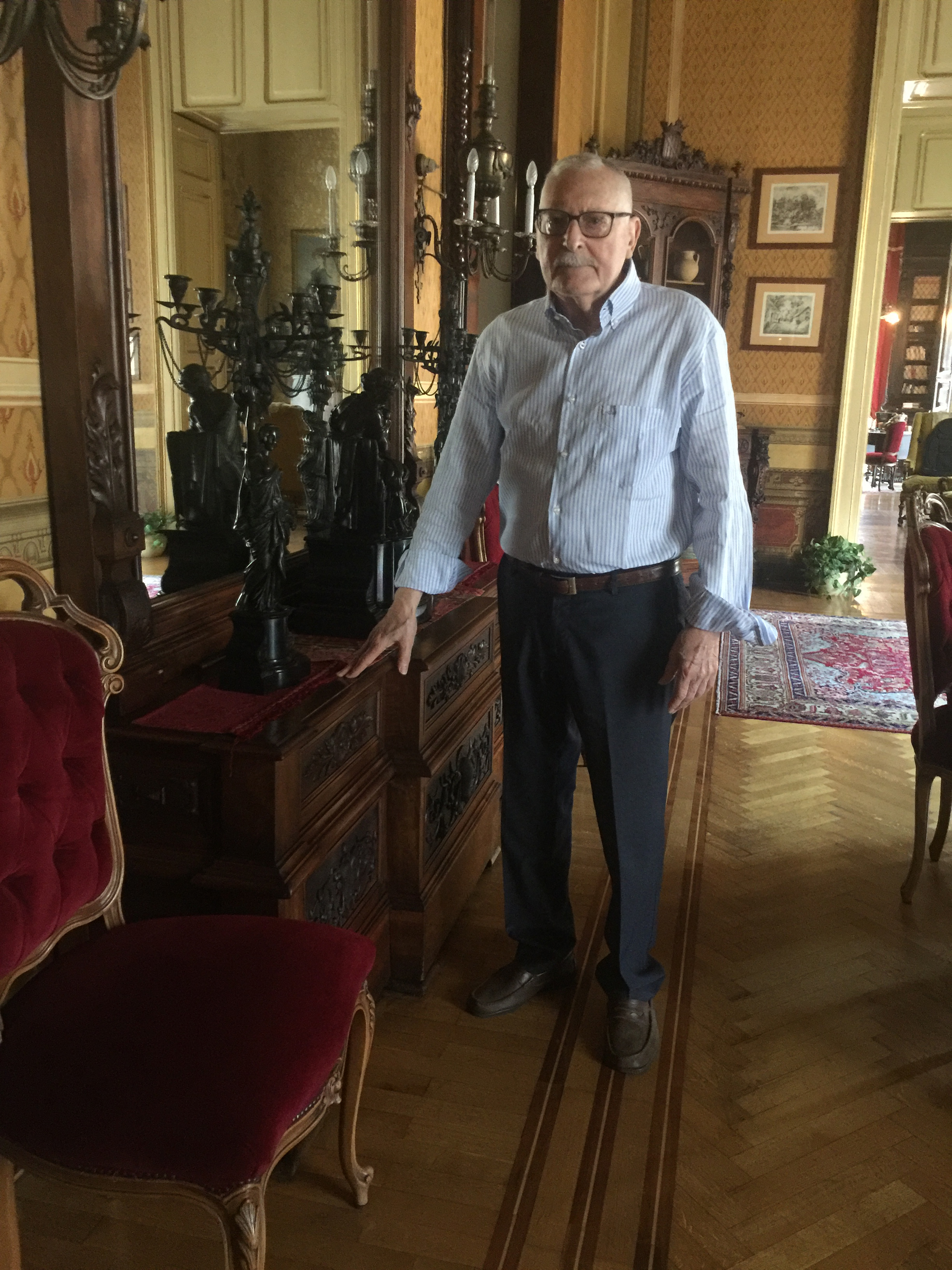 Placido Petino nella sua casa al centro di Catania