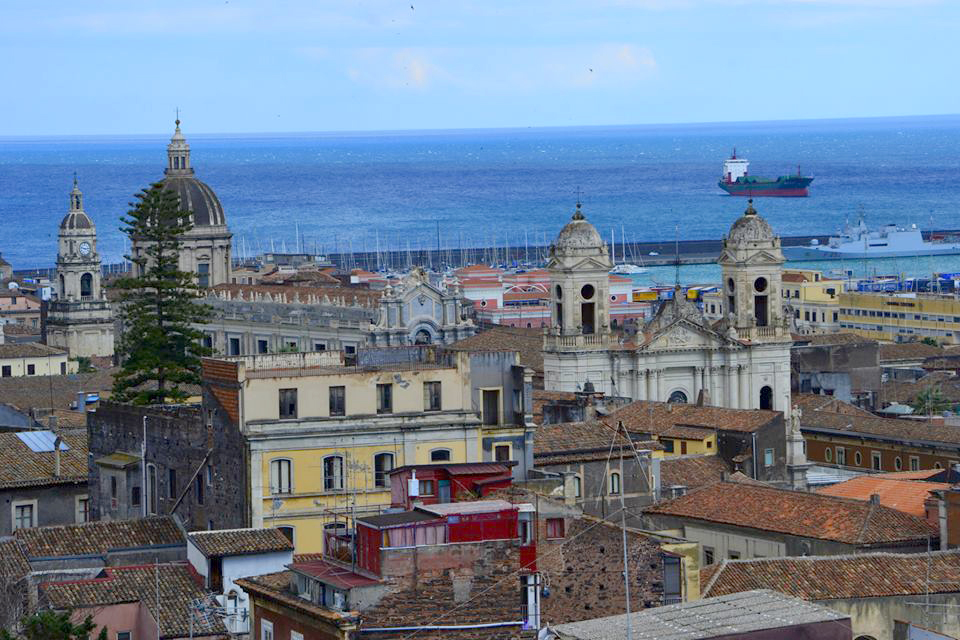 Il panorama dalla della Chiesa di San Nicolò l'Arena - ph Christian Scifo