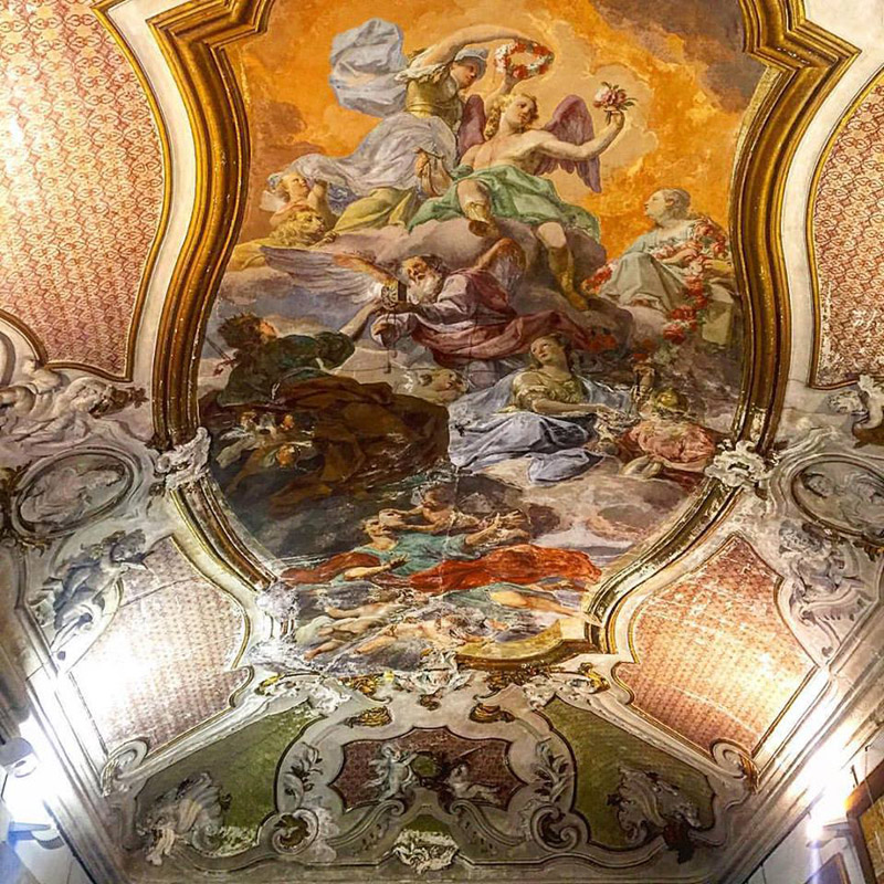 Una notte al Museo Palazzo Asmundo con le poesie di Giuseppina Turrisi Colonna Una notte al Museo Palazzo Asmundo con le poesie di Giuseppina Turrisi Colonna