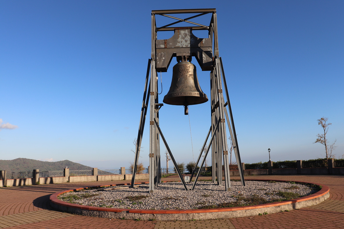 La Campana per la pace di Antillo