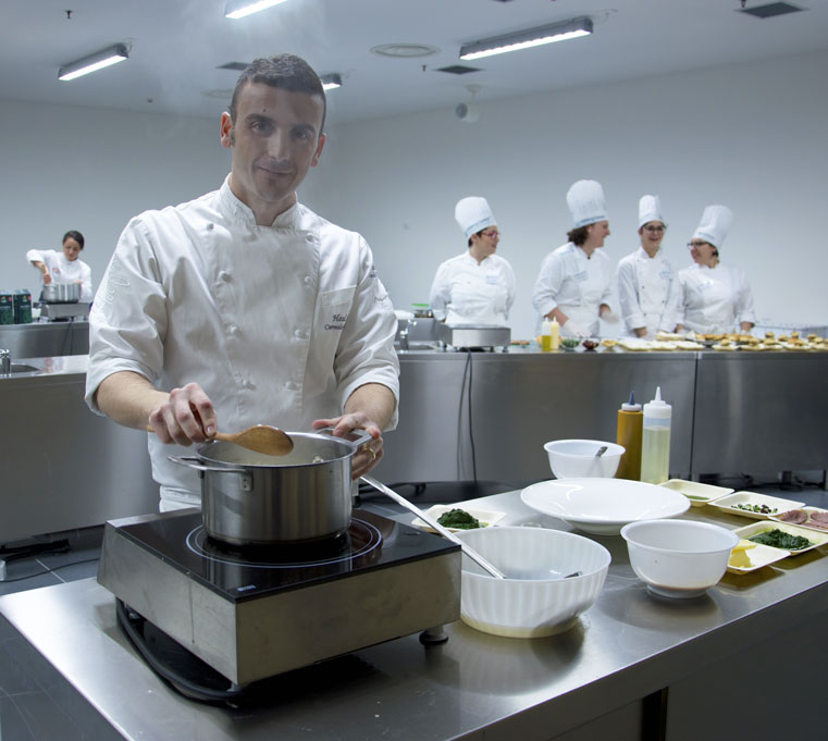 Lo chef Carmelo Trentacosti