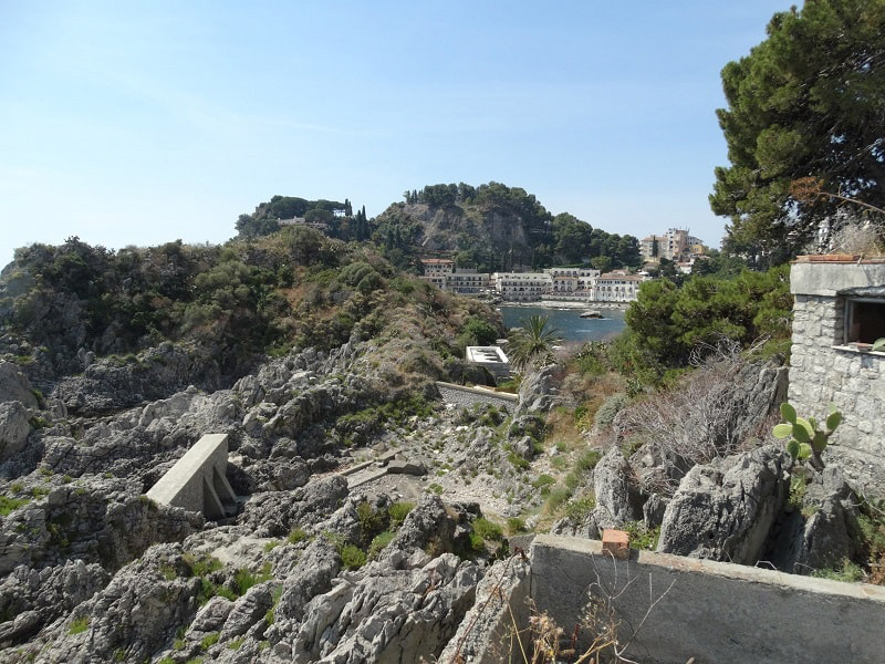 L'ex villaggio turistico Le Rocce di Taormina