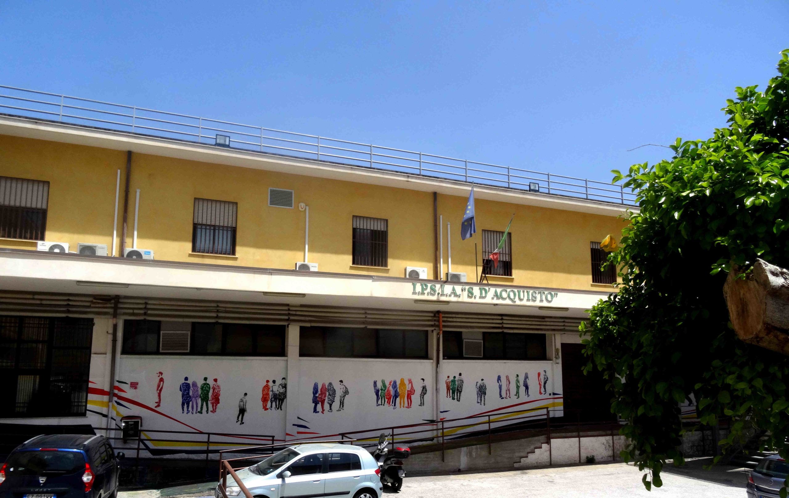 “Umano-colors street”: Tommaso Chiappa rifà il look all’istituto “Salvo D’Acquisto” di Bagheria
