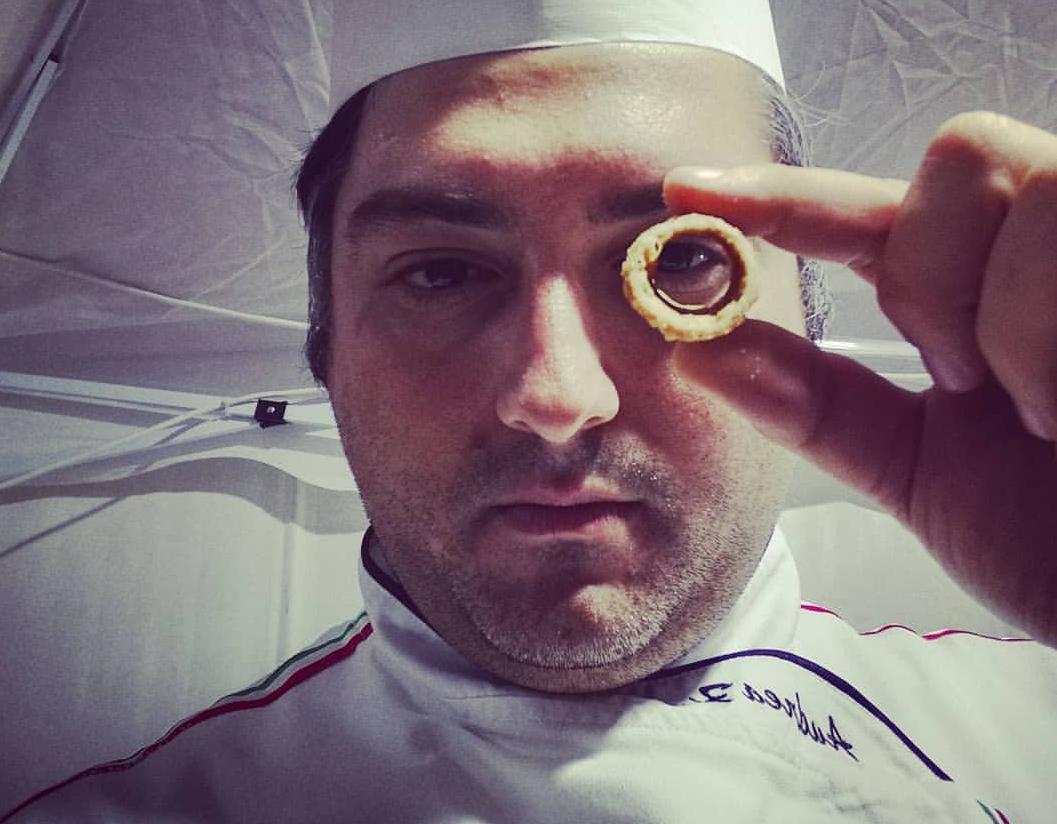 Lo chef Andrea Finocchiaro omaggia “I Malavoglia” di Verga con un dessert Lo chef Andrea Finocchiaro omaggia “I Malavoglia” di Verga con un dessert