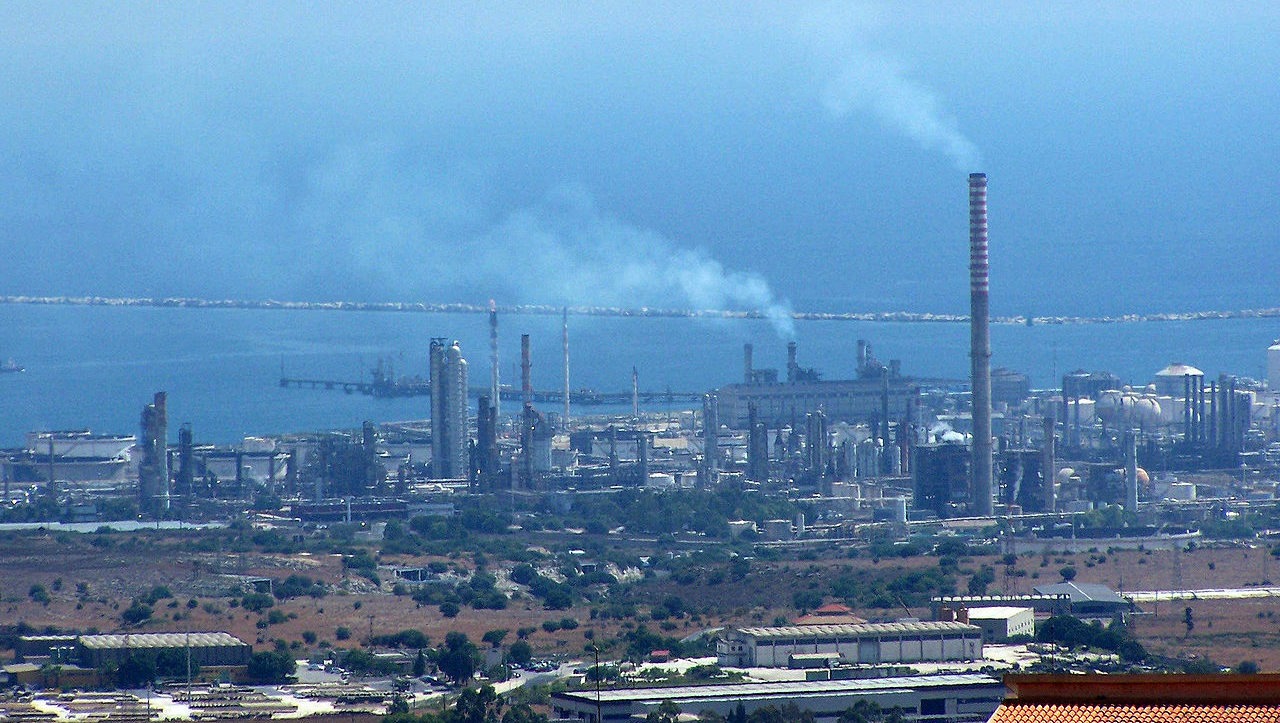 A Greta hanno rubato il futuro, in Sicilia i poli petrolchimici ci hanno rubato il passato