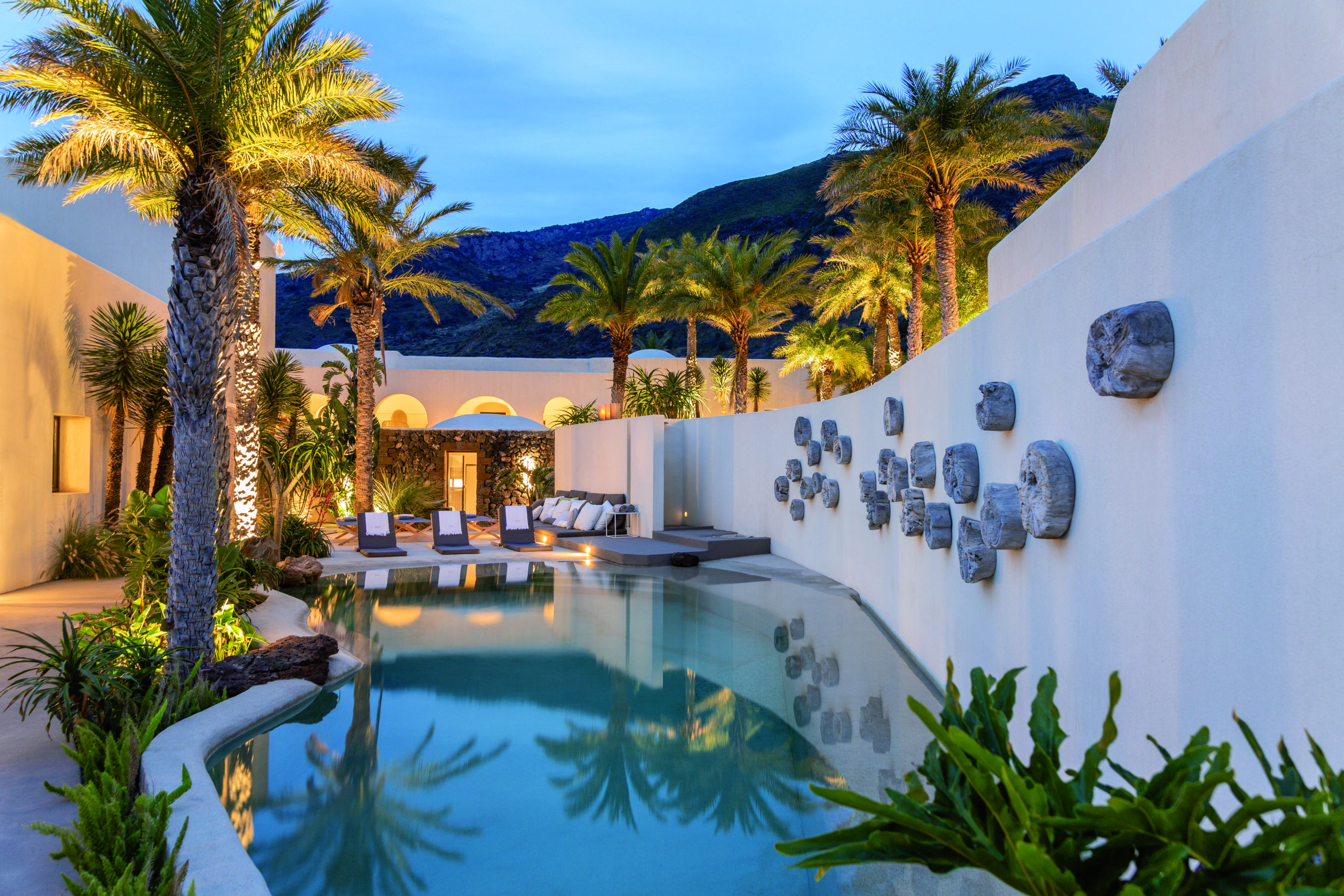 Due resort siciliani tra le 100 Eccellenze Forbes
