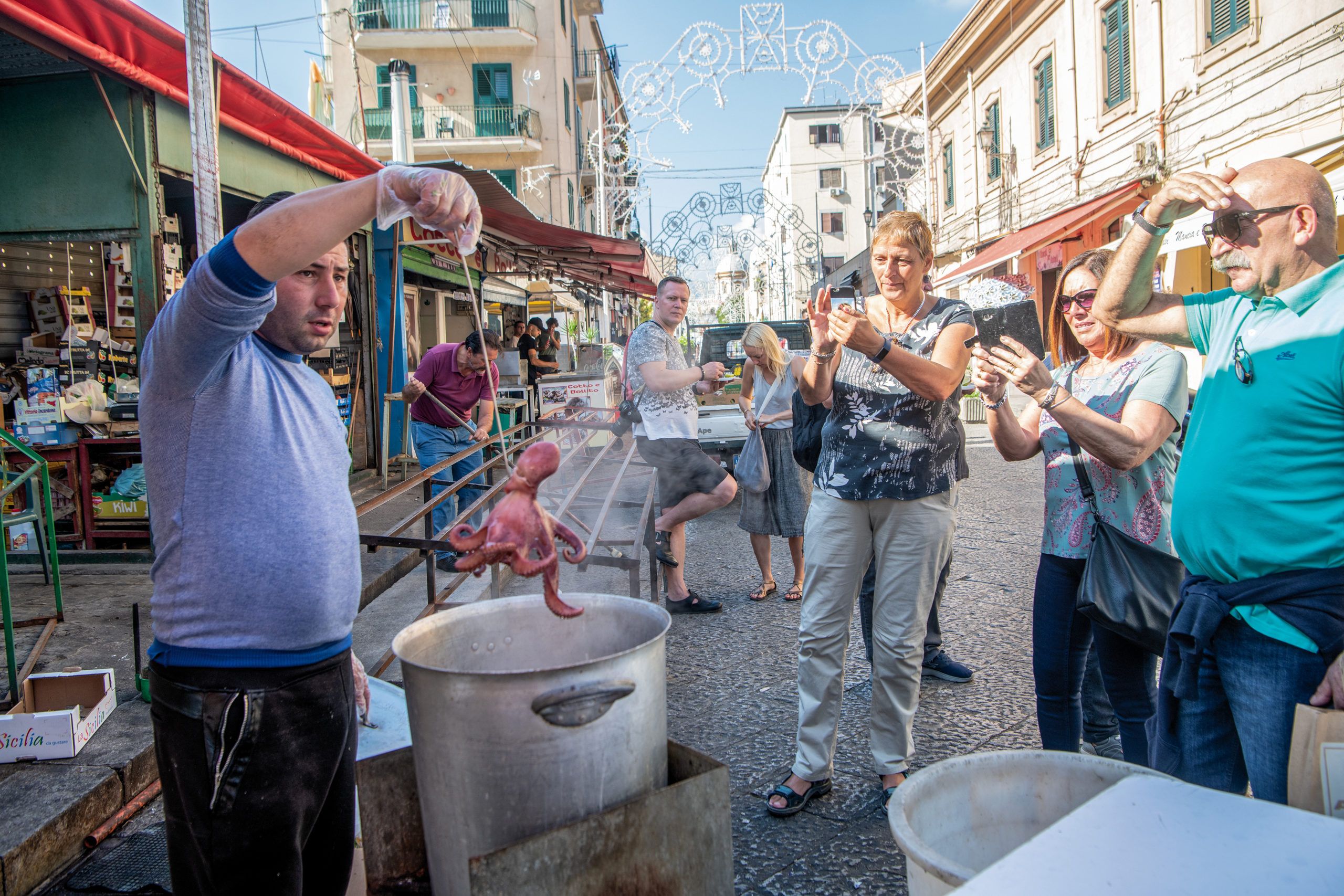 «I mercati di Palermo sono luoghi di unione e relazionalità, non solo di scambi economici»