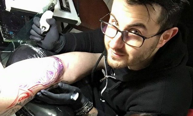 Walter Messina il tatuatore che incanta i fiorentini: «Tatuare un corpo umano è una sensazione che mi gratifica»