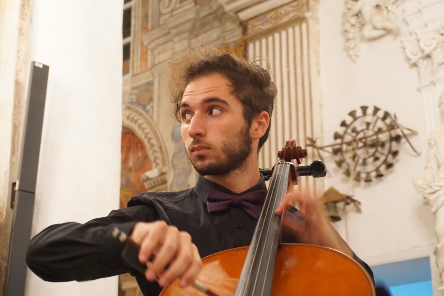 Tempo di musica Sicilian Music Wave, diretta web col violoncellista Gabriele Ferrante