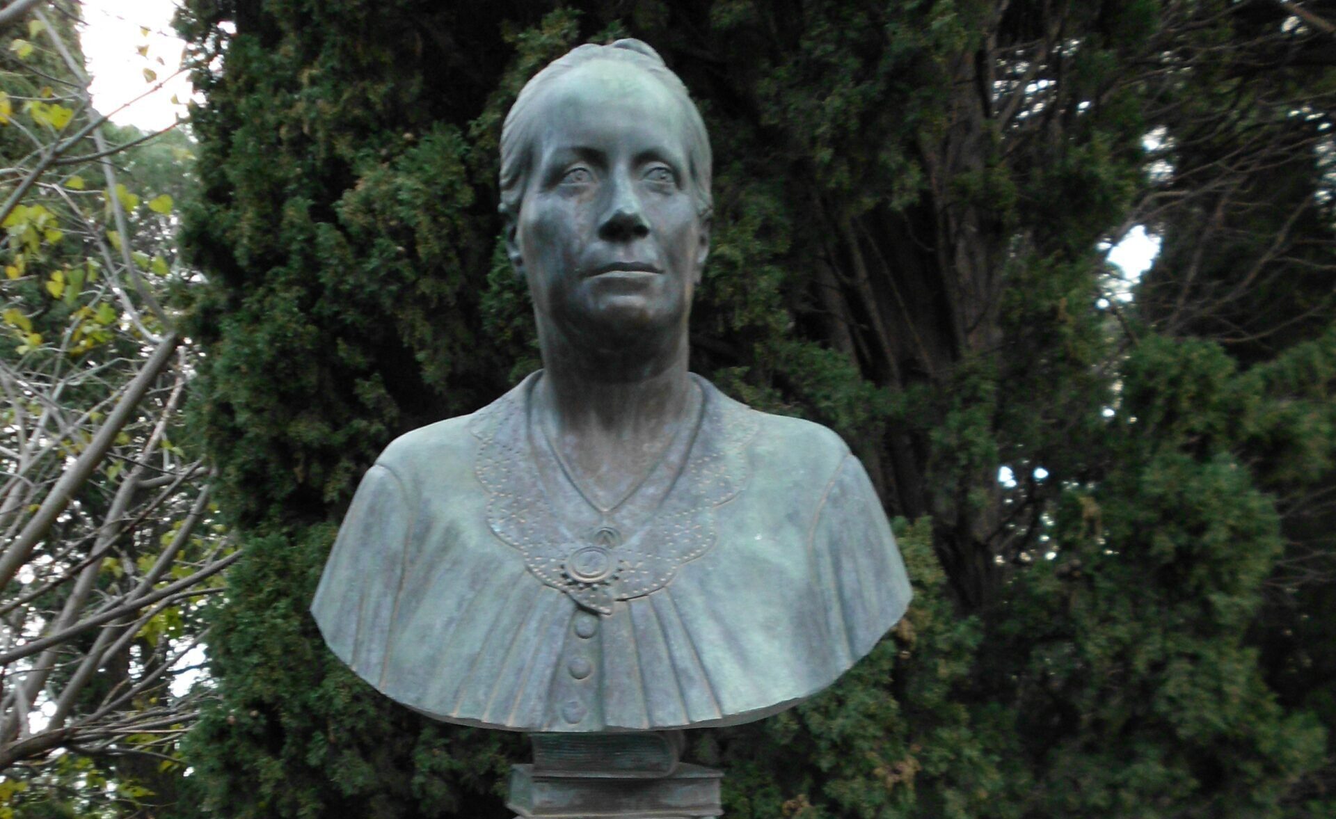 Lady Florence Trevelyan, la nobildonna inglese che inventò la Perla dello Jonio