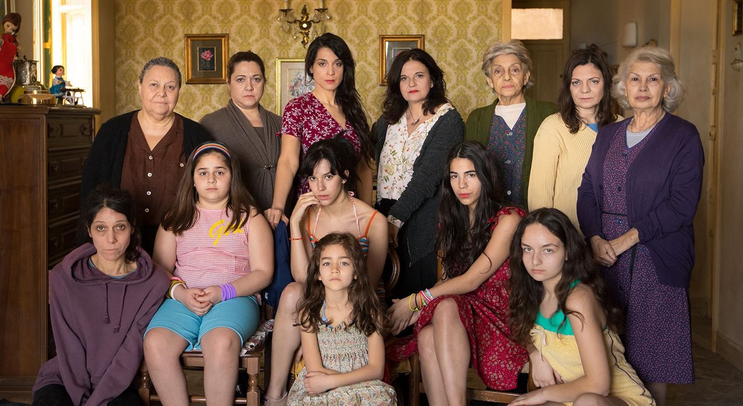 “Le sorelle Macaluso” di Emma Dante, generazioni di donne a confronto dal teatro al film