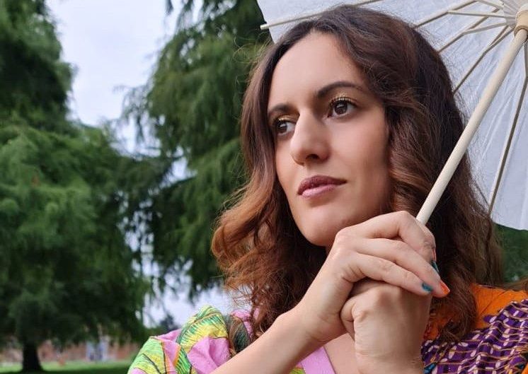 “Libera”, l’identità pop dell’art singer Acinorev “Libera”, l’identità pop dell’art singer Acinorev