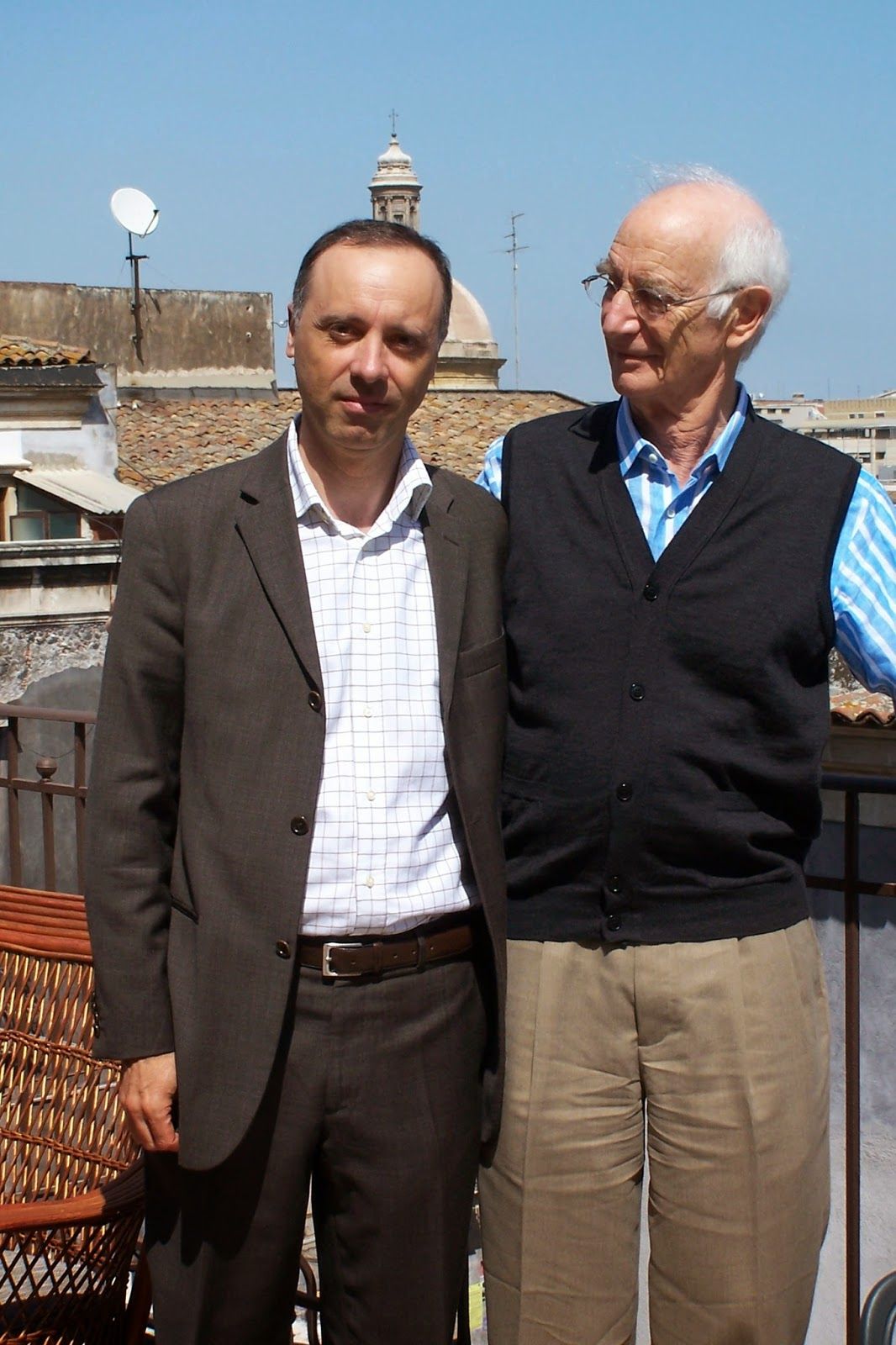 James Hillman con Riccardo Mondo il catanese che ha fondato IMPA, Istituto Mediterraneo di Psicologia Archetipica