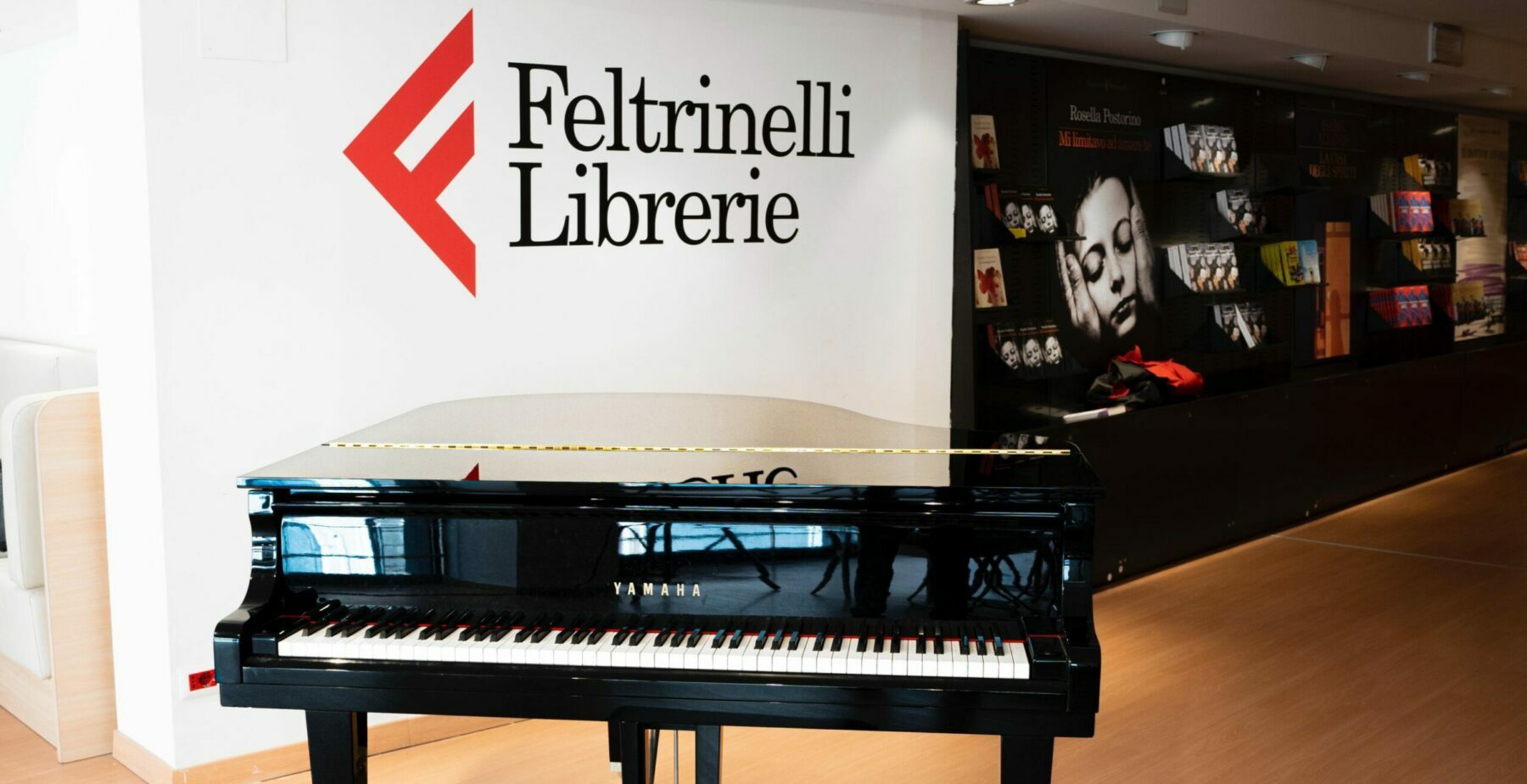 Alla Feltrinelli di Catania al via PIANOlibri, quando la parola scritta è al passo di musica